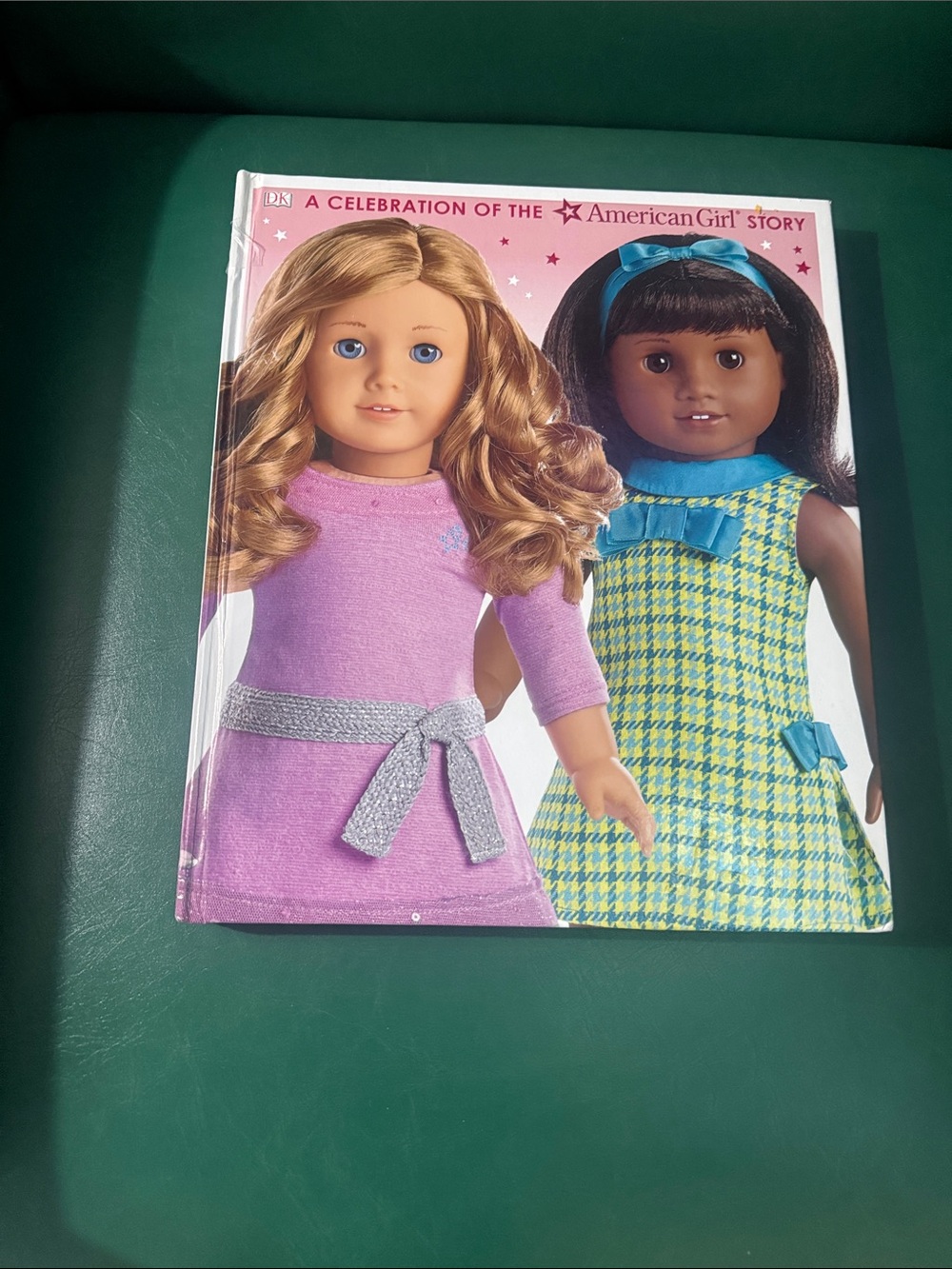 "American Girl: Ultimate Visual Guide:
A Celebration of the American Girl
Story"